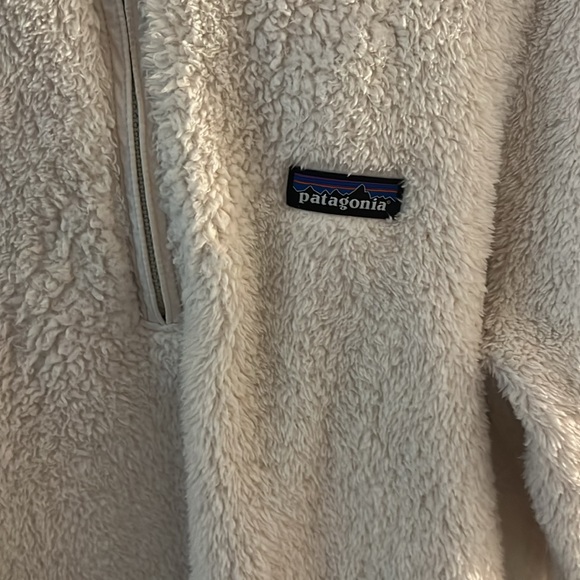 Patagonia zip up - Picture 2 of 4